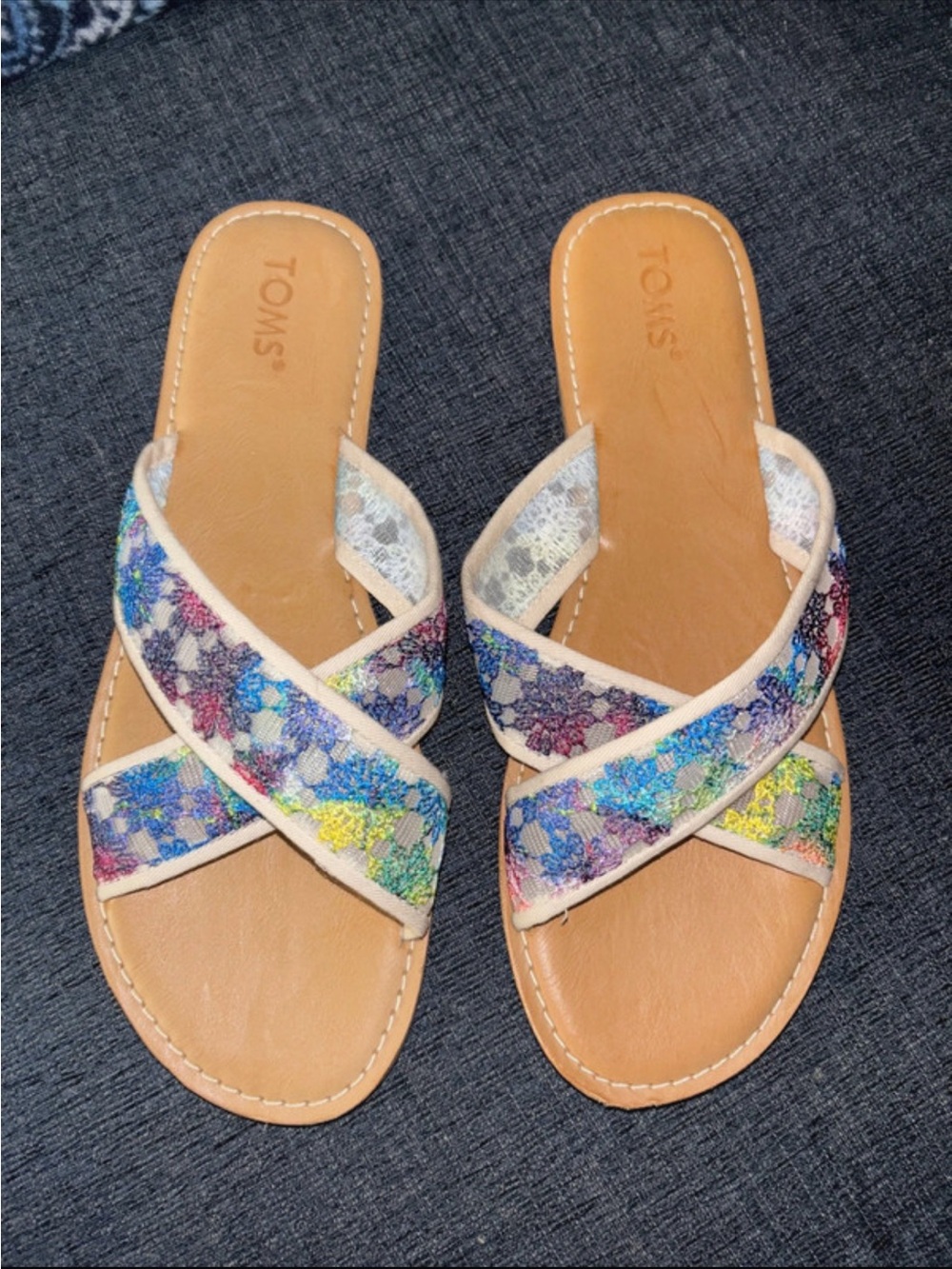TOMS Multicolor Lace Crisscross Slide Sandals with Tan Footbed